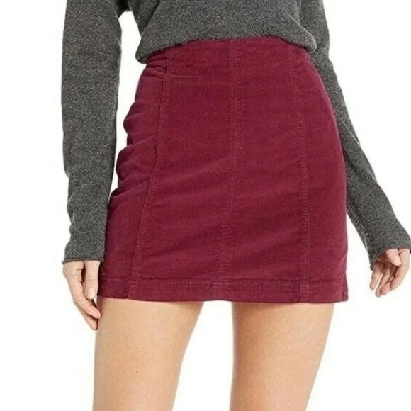 Free People Modern Femme Corduroy Mini Skirt New sz 10 Mulberry Color - Picture 1 of 11